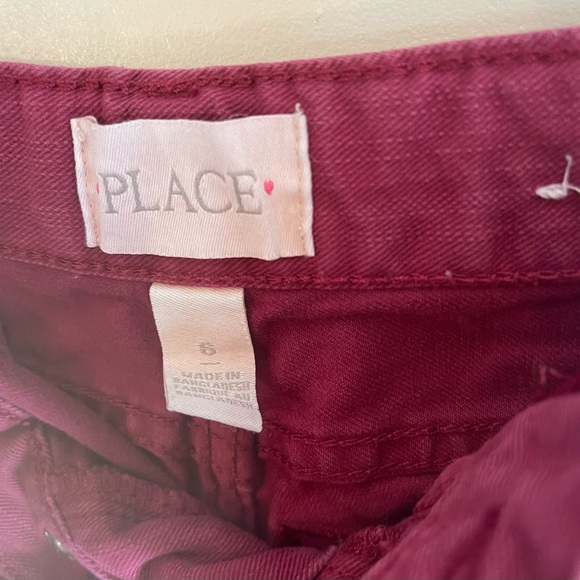 Children’s Place Distressed Shorts - Burgundy (Plum) Size 6 Shorts - Picture 5 of 10